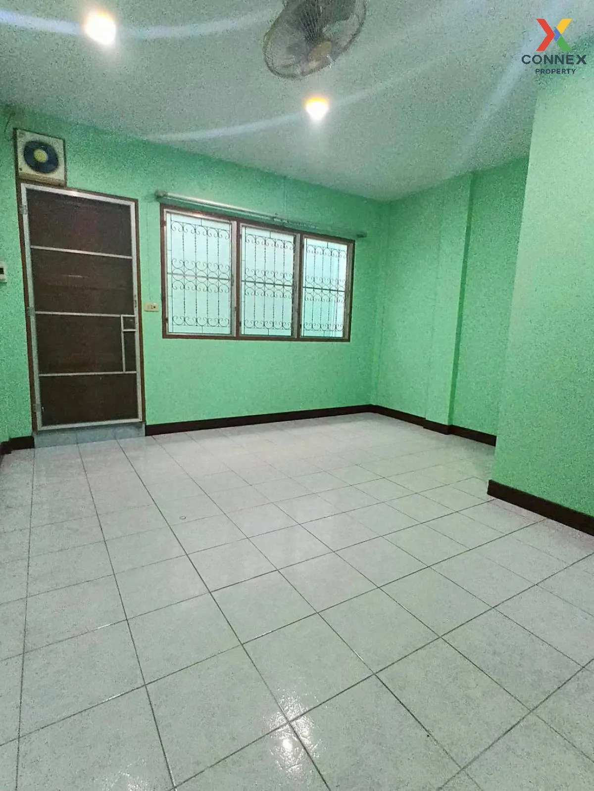 For Sale Townhouse/Townhome  , Sinthawee Ngam Charoen , Tha Kham 