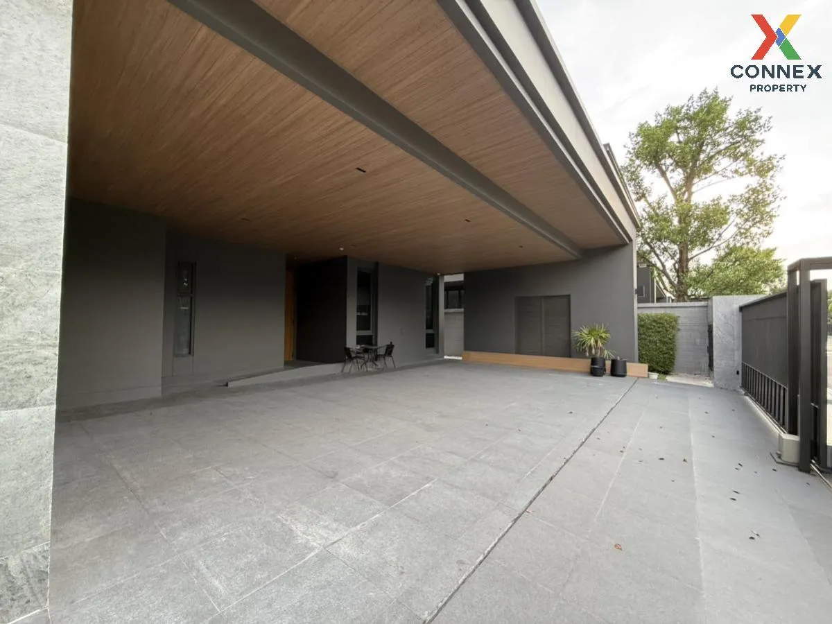 เช่าบ้าน  ศิรนินทร์ เรสซิเดนเซส พัฒนาการ MRT-กลันตัน (สายสีเหลือง 2