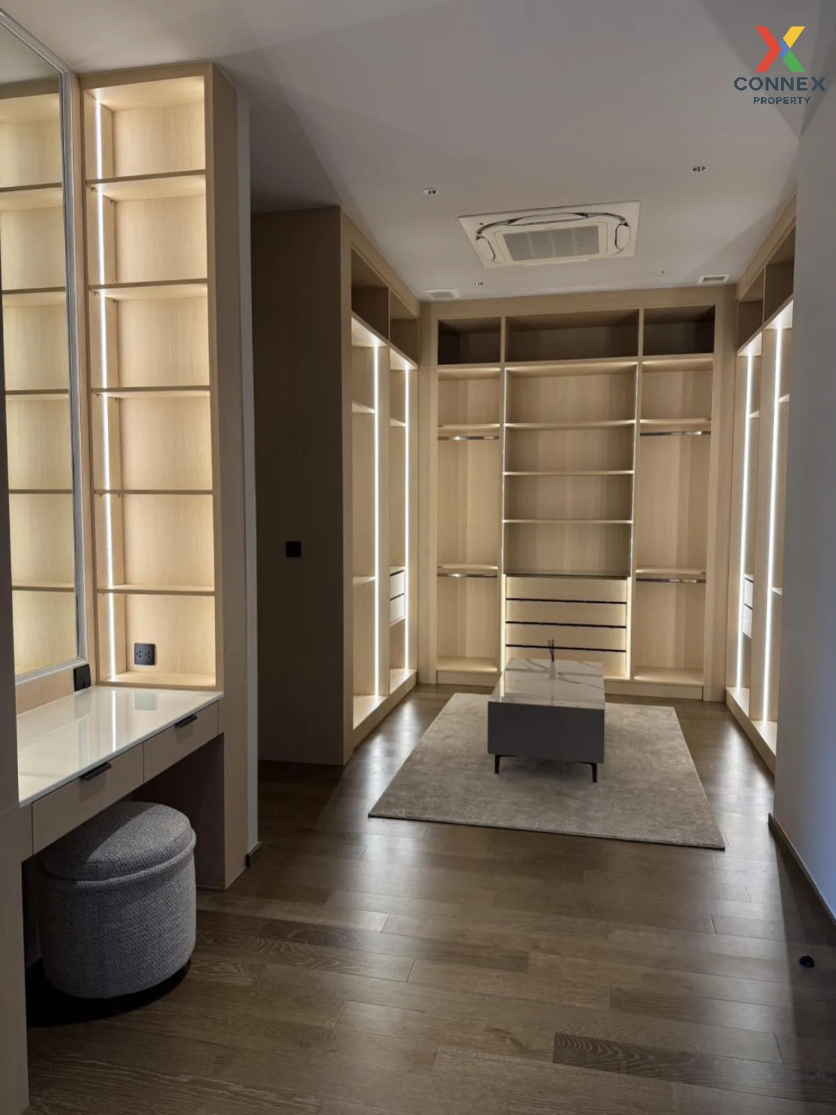 เช่าบ้าน  ศิรนินทร์ เรสซิเดนเซส พัฒนาการ MRT-กลันตัน (สายสีเหลือง