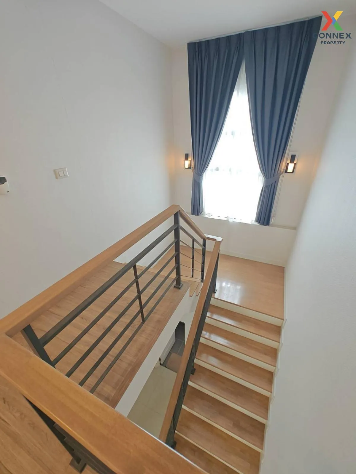 ขายบ้าน  เซนโทร วงแหวน - จตุโชติ ห้องมุม หน้ากว้าง สามวาตะวันตก เ