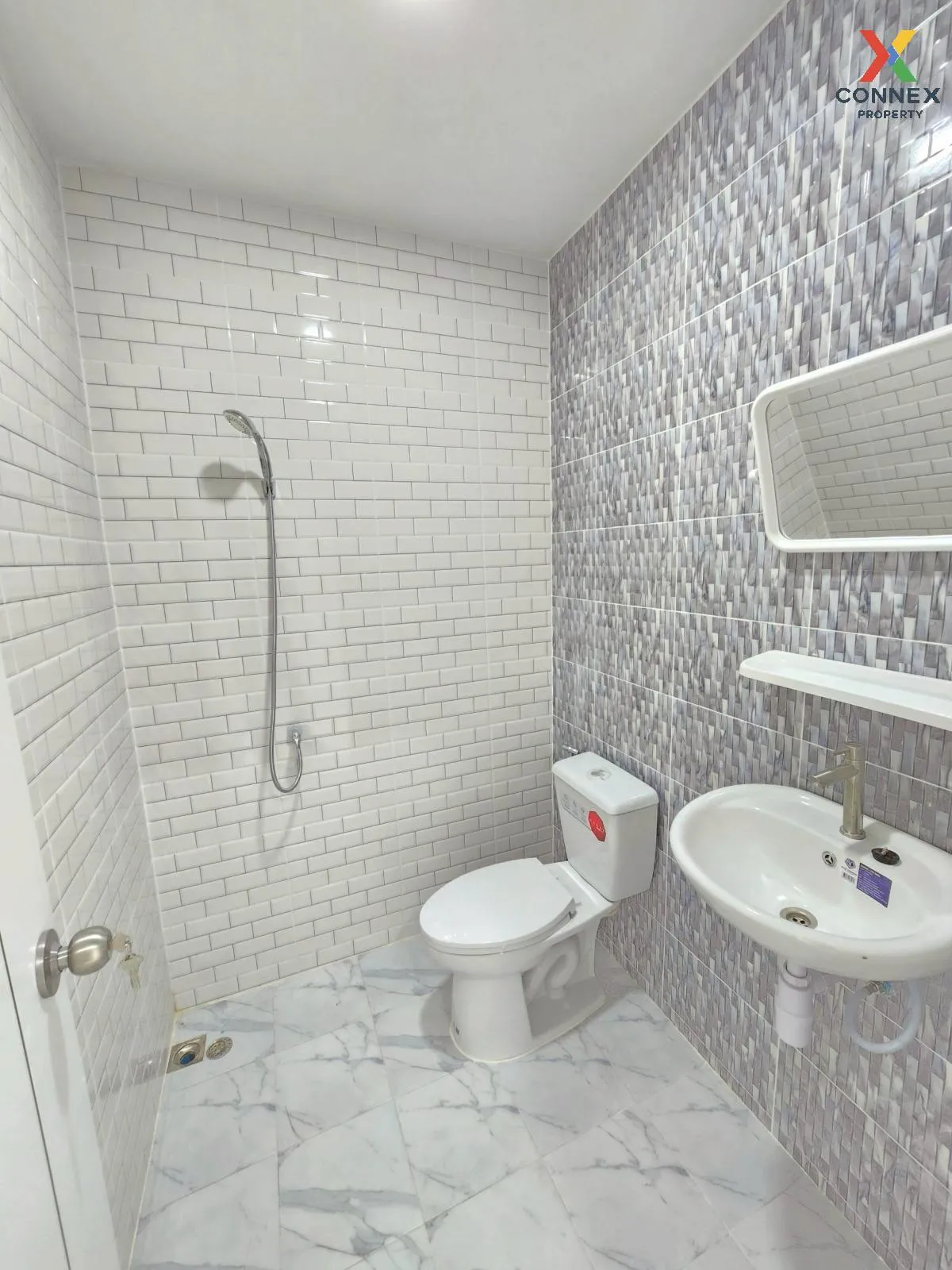 ขายทาวน์เฮ้าส์/ทาวน์โฮม  บ้านแสงตะวัน บึงน้ำรักษ์ ธัญบุรี ปทุมธาน