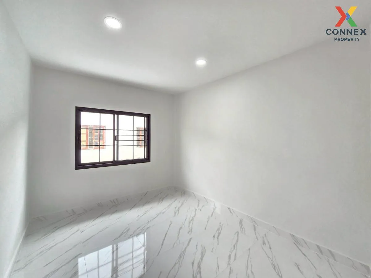 ขายทาวน์เฮ้าส์/ทาวน์โฮม  บ้านแสงตะวัน บึงน้ำรักษ์ ธัญบุรี ปทุมธาน