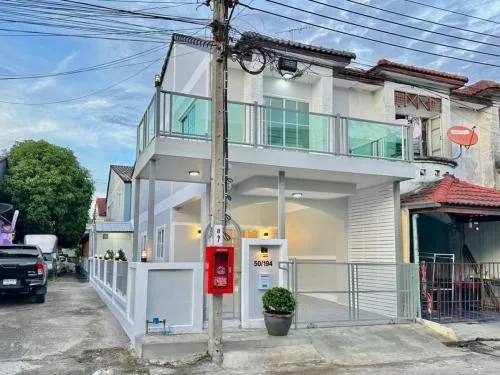 ขายทาวน์เฮ้าส์/ทาวน์โฮม  นันทิชา 3/8 หน้ากว้าง ไทรน้อย ไทรน้อย นนทบุรี CX-124460