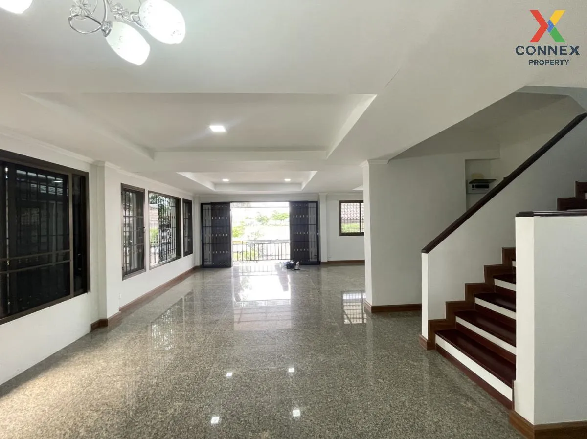 For Sale House , Supalai Grand Lake , nice view , Saen Saep , Min