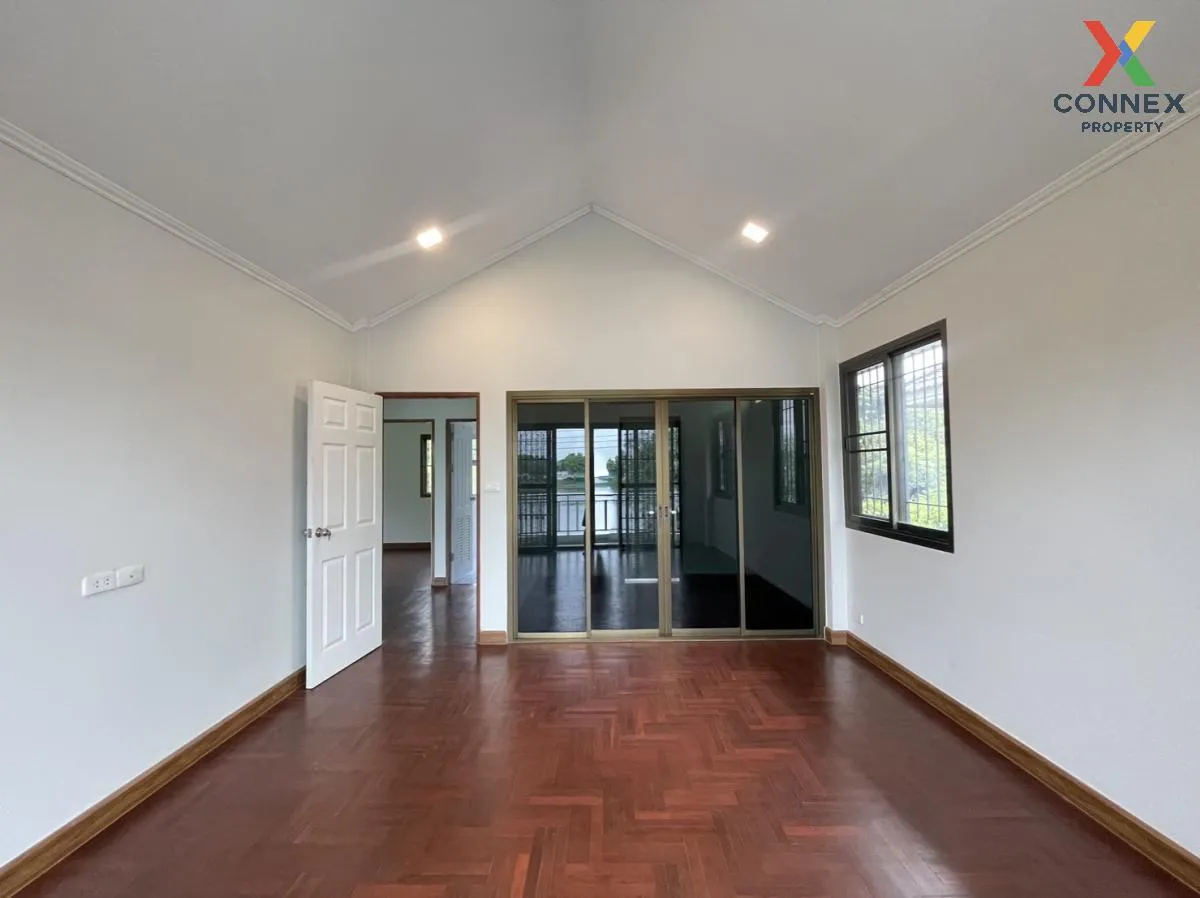 For Sale House , Supalai Grand Lake , nice view , Saen Saep , Min