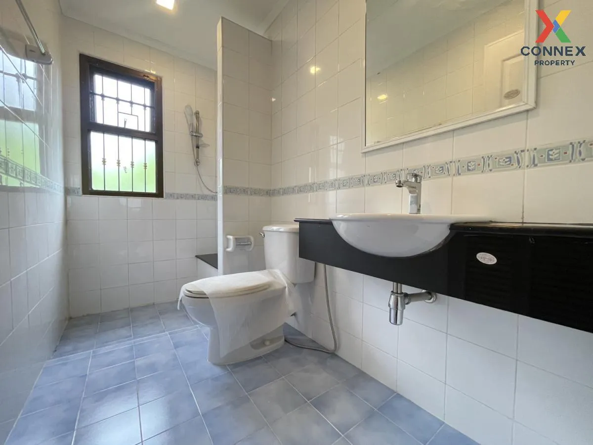 For Sale House , Supalai Grand Lake , nice view , Saen Saep , Min