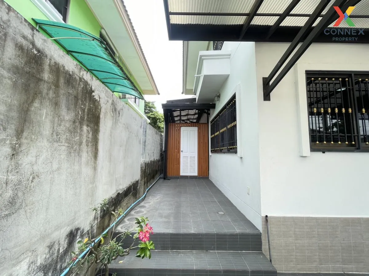 For Sale House , Supalai Grand Lake , nice view , Saen Saep , Min