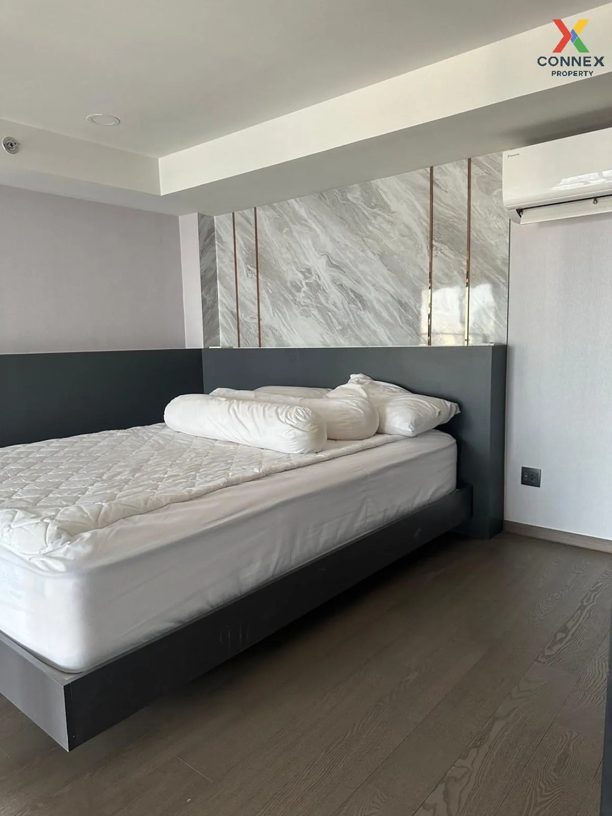 เช่าคอนโด  พาร์ค ออริจิ้น จุฬา - สามย่าน ดูเพล็กซ์ MRT-สามย่าน มห