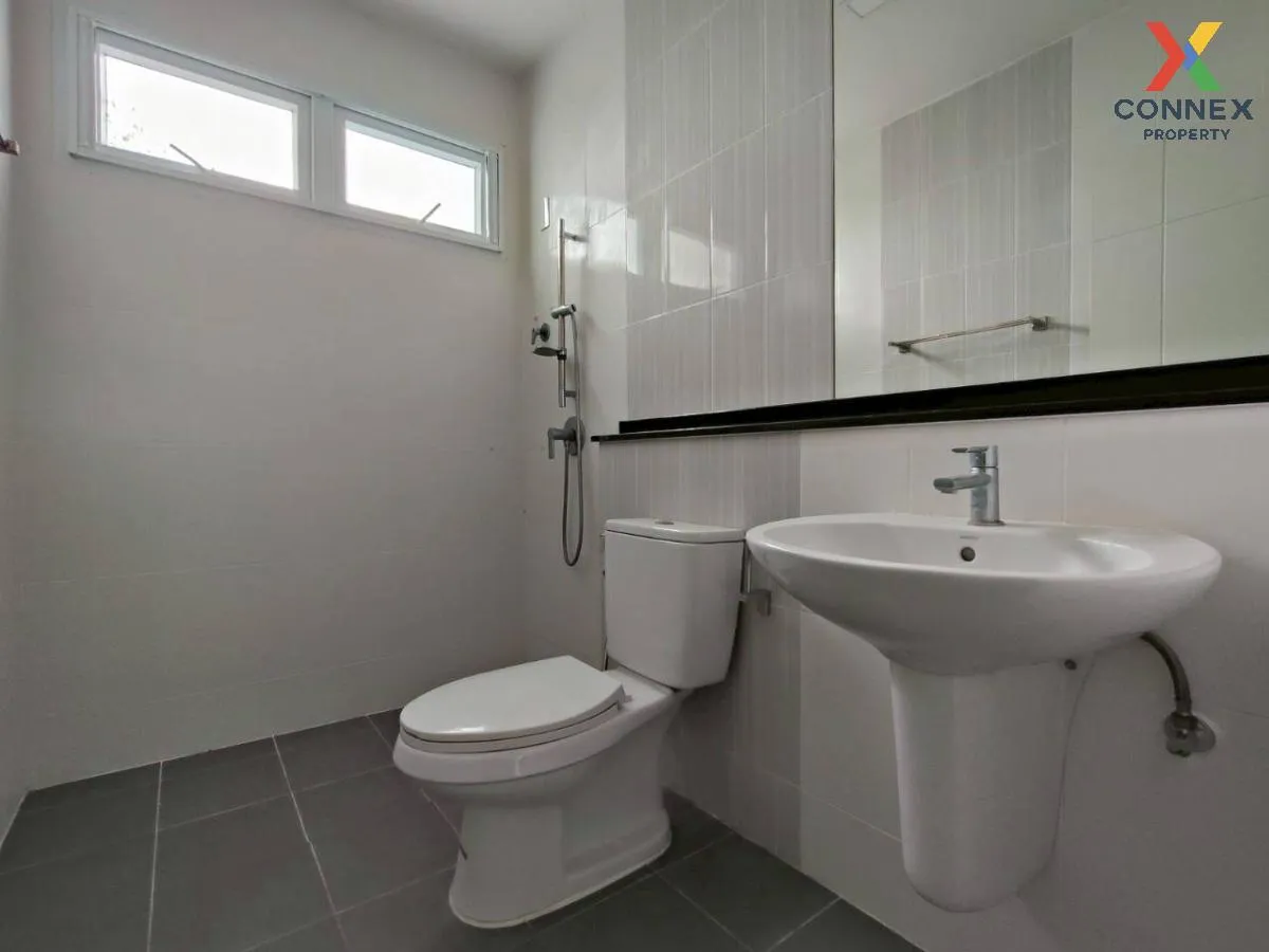 For Sale Townhouse/Townhome  , Bless Town Srinakarin - Namdang , 