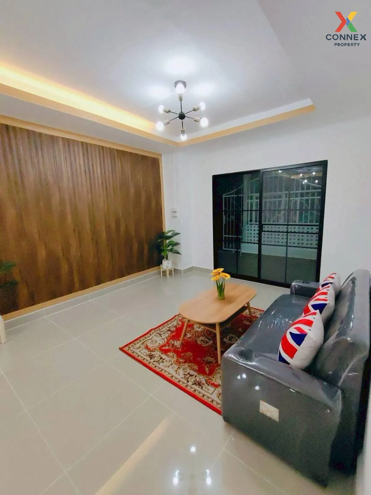 ขายทาวน์เฮ้าส์/ทาวน์โฮม  บ้านพฤกษา 9 หน้ากว้าง รีโนเวทใหม่ คลองสา