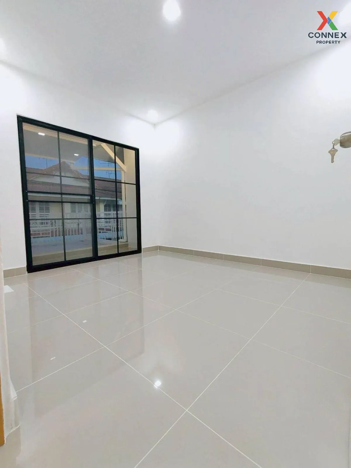 ขายทาวน์เฮ้าส์/ทาวน์โฮม  บ้านพฤกษา 9 หน้ากว้าง รีโนเวทใหม่ คลองสา