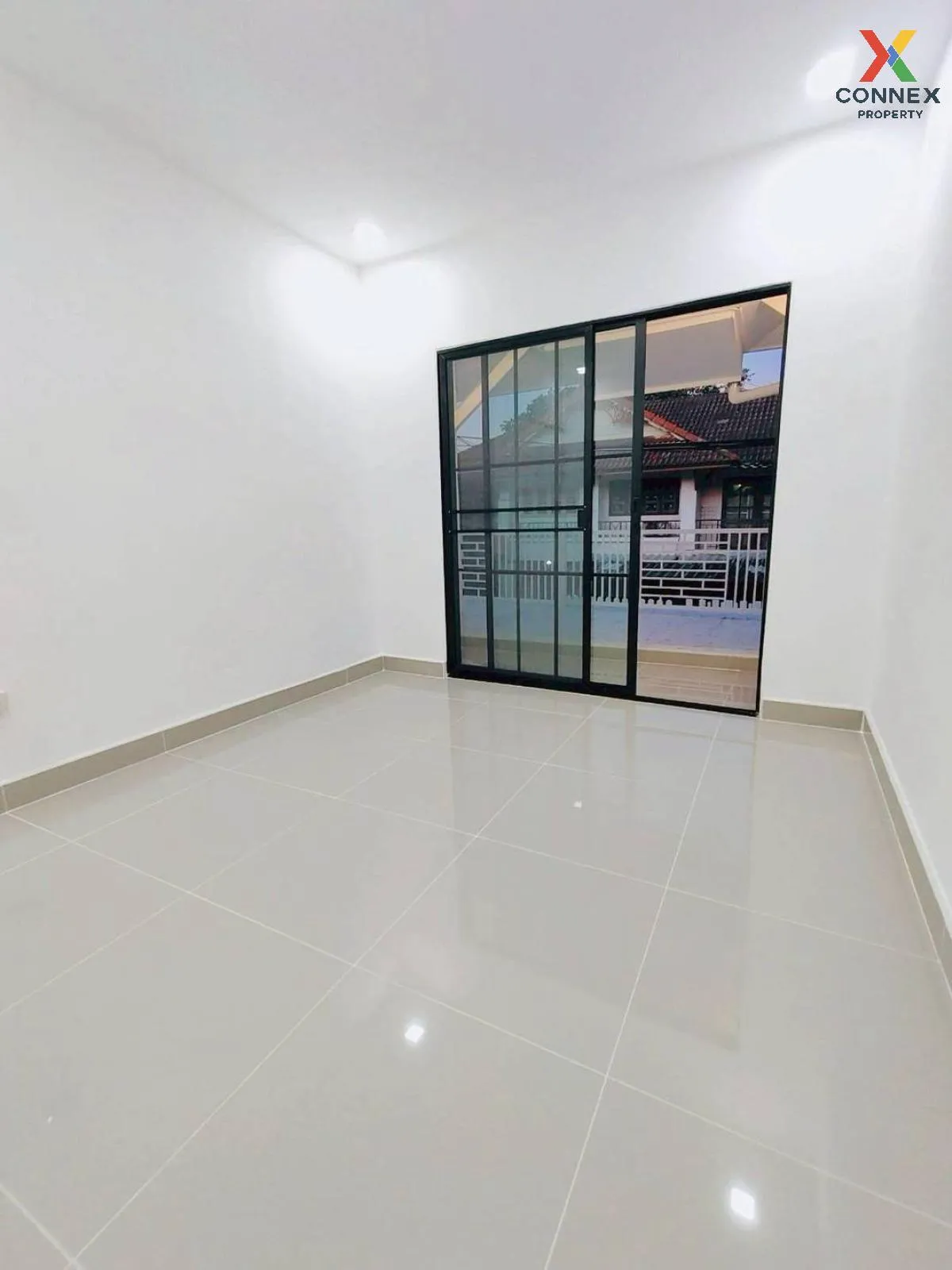 ขายทาวน์เฮ้าส์/ทาวน์โฮม  บ้านพฤกษา 9 หน้ากว้าง รีโนเวทใหม่ คลองสา