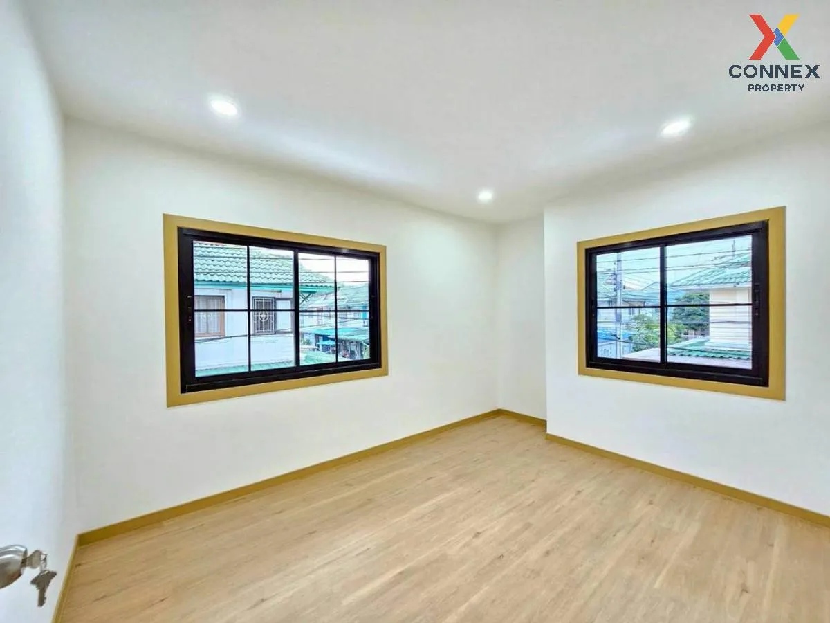 ขายทาวน์เฮ้าส์/ทาวน์โฮม  บ้านพฤกษา 10 บางกรวย - ไทรน้อย ห้องมุม ห