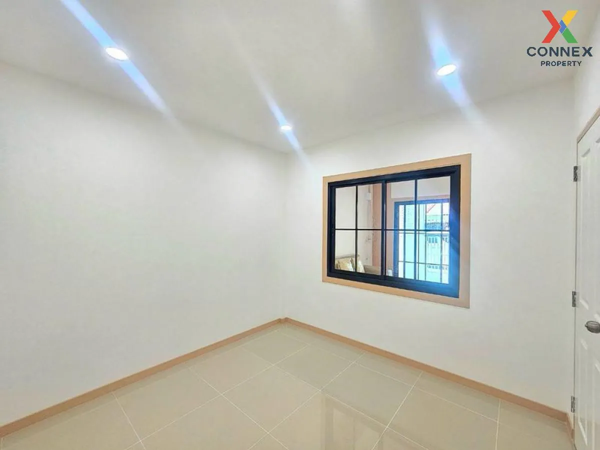 ขายทาวน์เฮ้าส์/ทาวน์โฮม  หมู่บ้านพิมลราช 1 หน้ากว้าง รีโนเวทใหม่  ขายทาวน์เฮ้าส์/ทาวน์โฮม  หมู่บ้านพิมลราช 1 หน้ากว้าง รีโนเวทใหม่  4