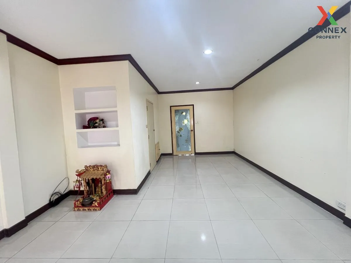 ขายทาวน์เฮ้าส์/ทาวน์โฮม  บ้านฉัตรเกล้า วิลล่า นวลจันทร์ เขต บึงกุ ขายทาวน์เฮ้าส์/ทาวน์โฮม  บ้านฉัตรเกล้า วิลล่า นวลจันทร์ เขต บึงกุ