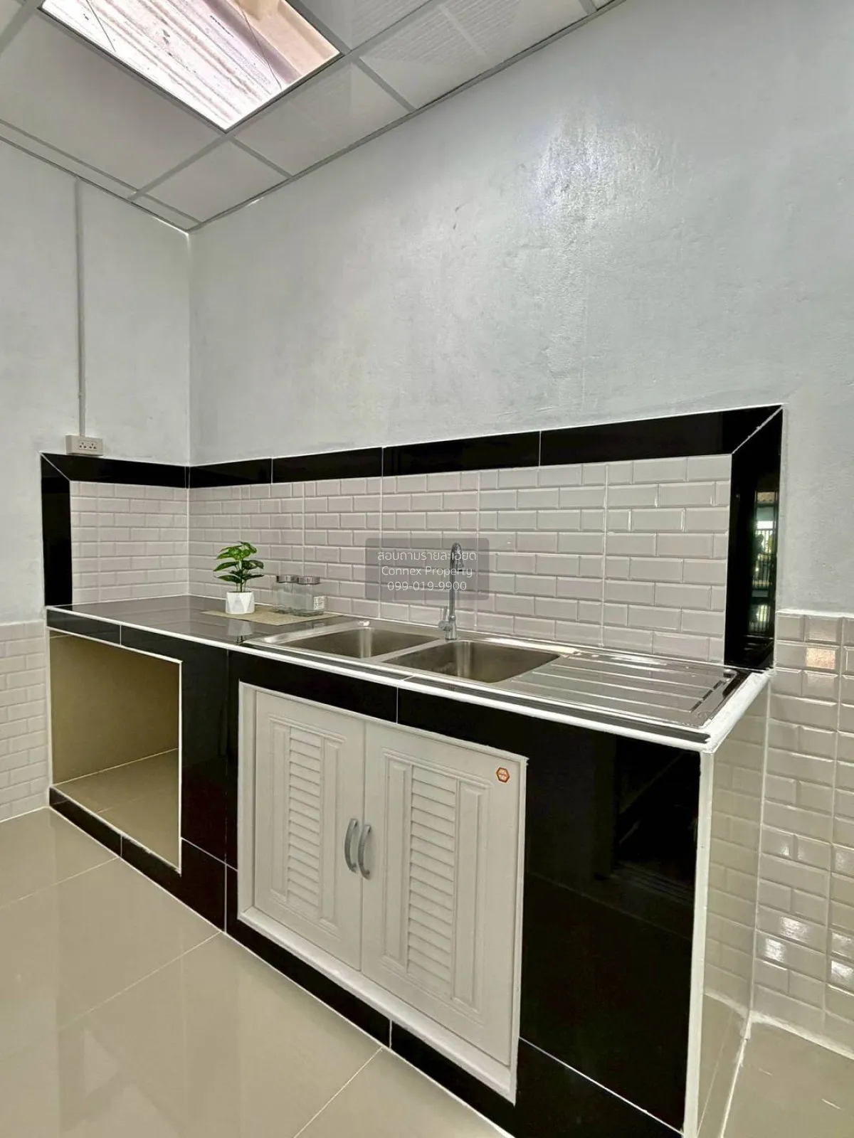 For Sale Townhouse/Townhome  , Baan Siriwan 1 , Bang Krang , Muea