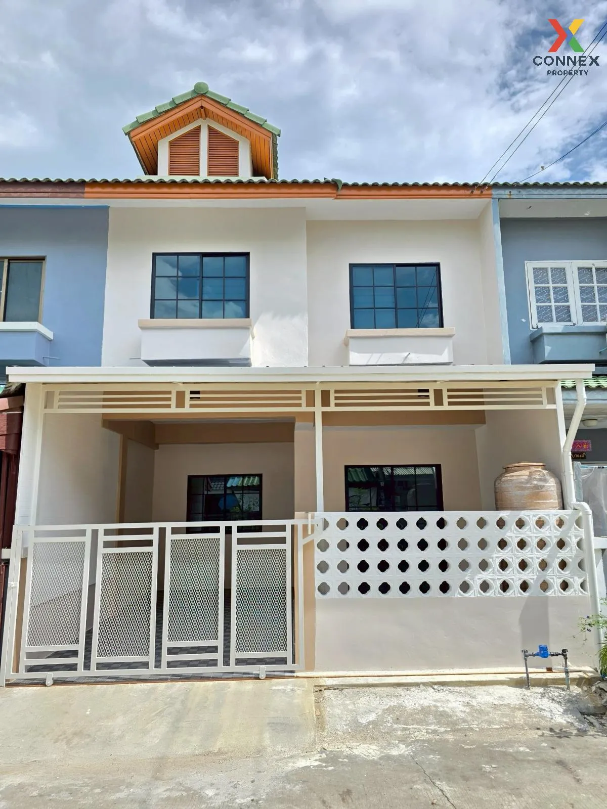 ขายทาวน์เฮ้าส์/ทาวน์โฮม  นริศรา คลอง 11 บึงน้ำรักษ์ ธัญบุรี ปทุมธ 1