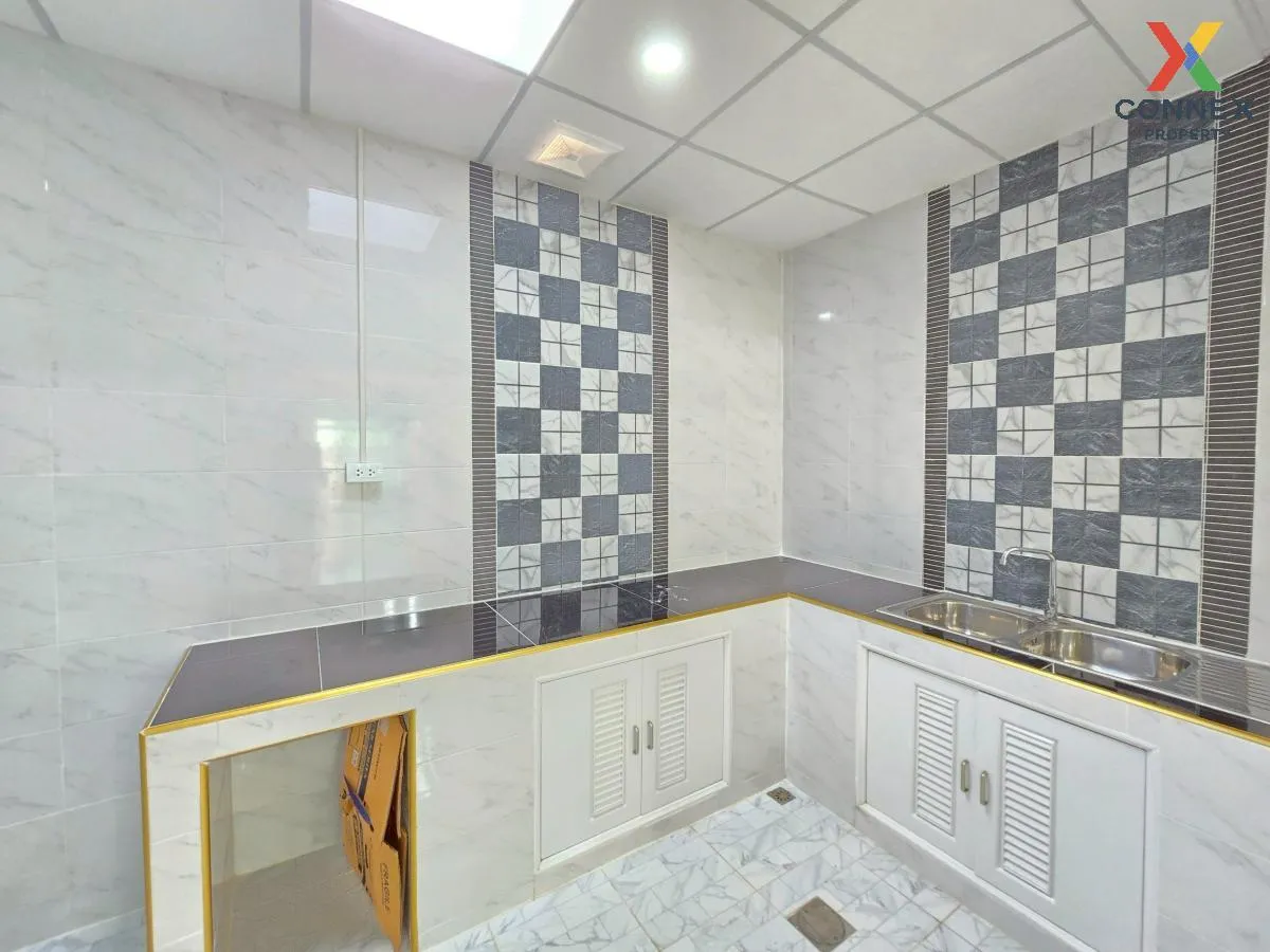 ขายทาวน์เฮ้าส์/ทาวน์โฮม  นริศรา คลอง 11 บึงน้ำรักษ์ ธัญบุรี ปทุมธ