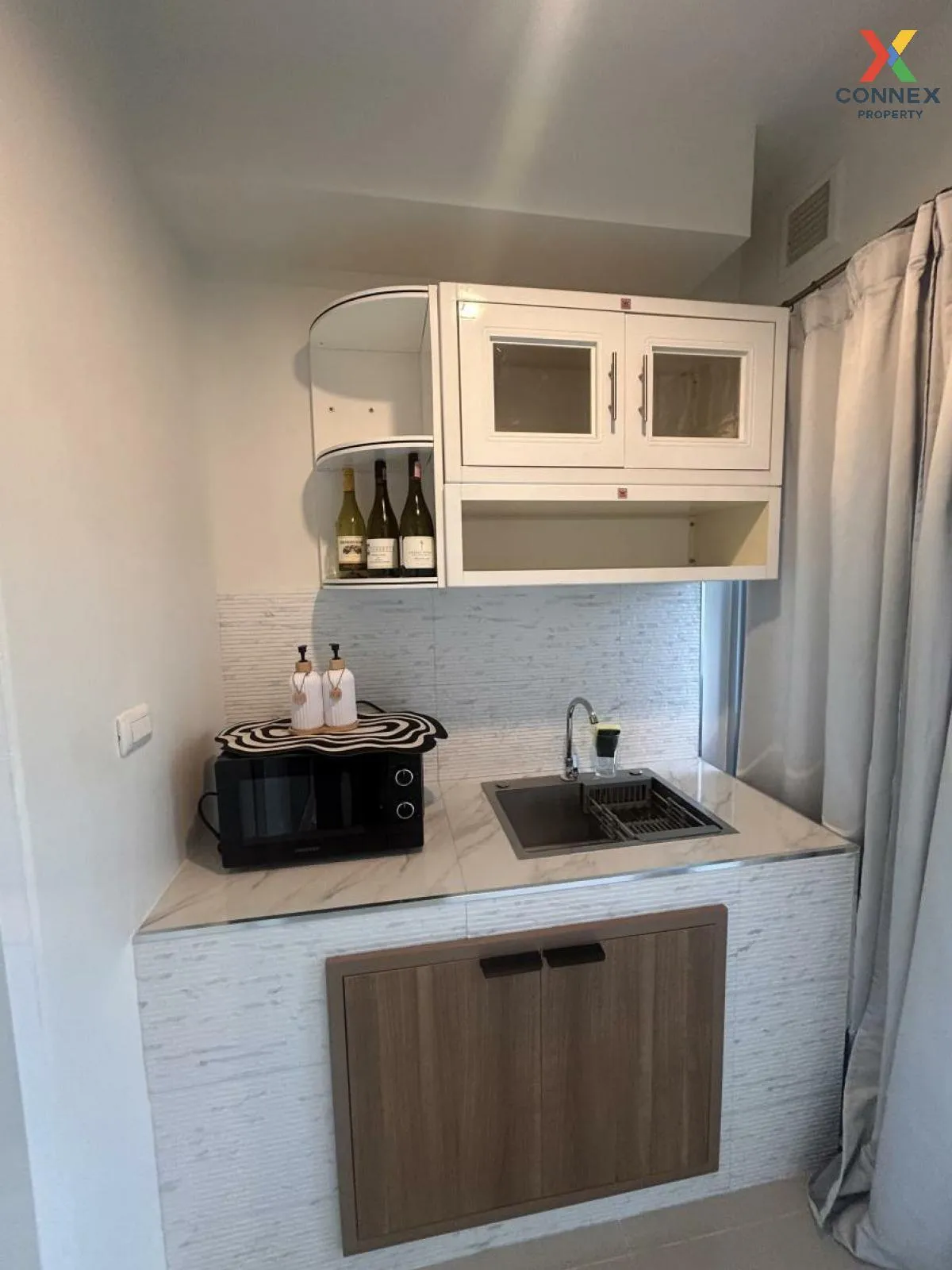 For Rent Condo , Iris Avenue Onnut - Wongwaen , ARL-Lat Krabang , 4