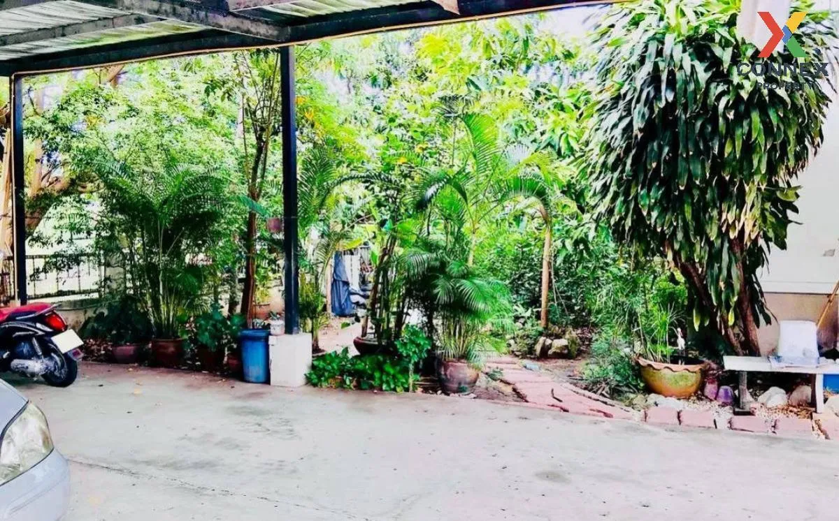 For Sale House , Baan Farlakool , Pracha Thipat , Thanyaburi , Pa