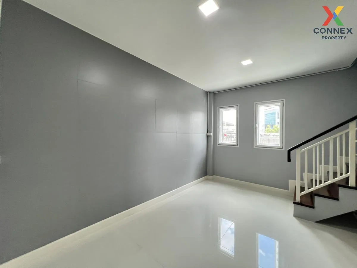 For Sale commercial building  Charansanitwong 51 , Bang Yi Khan ,