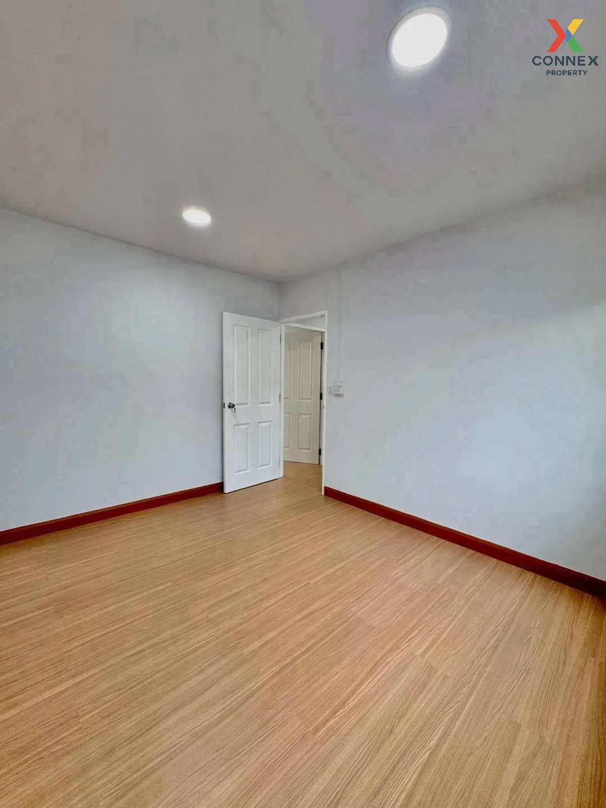 ขายทาวน์เฮ้าส์/ทาวน์โฮม  บ้านบัวทอง 2 รีโนเวทใหม่ บางรักพัฒนา บาง