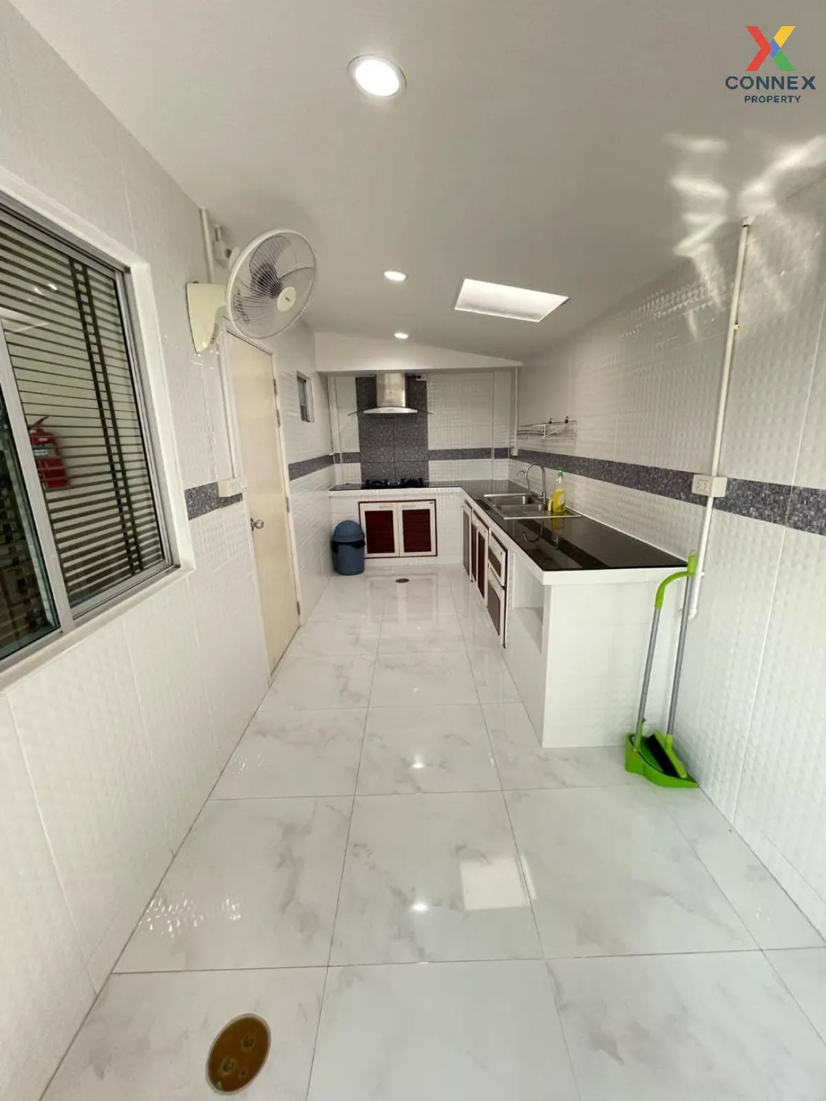 ขายทาวน์เฮ้าส์/ทาวน์โฮม  บ้านพฤกษา 74/2 ศรีนครินทร์-เทพารักษ์ เทศ