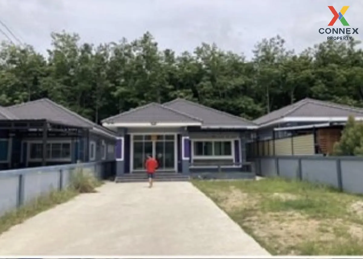 For Sale House , Sapsweang Plak Daeng - Rayong , Maenam Khu , Plu 1