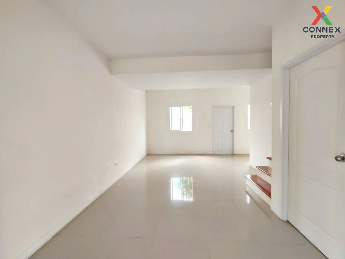 ขายทาวน์เฮ้าส์/ทาวน์โฮม  ลลิล ทาวน์ ไลโอ บลิสซ์ บางนา - ศรีวารีน้