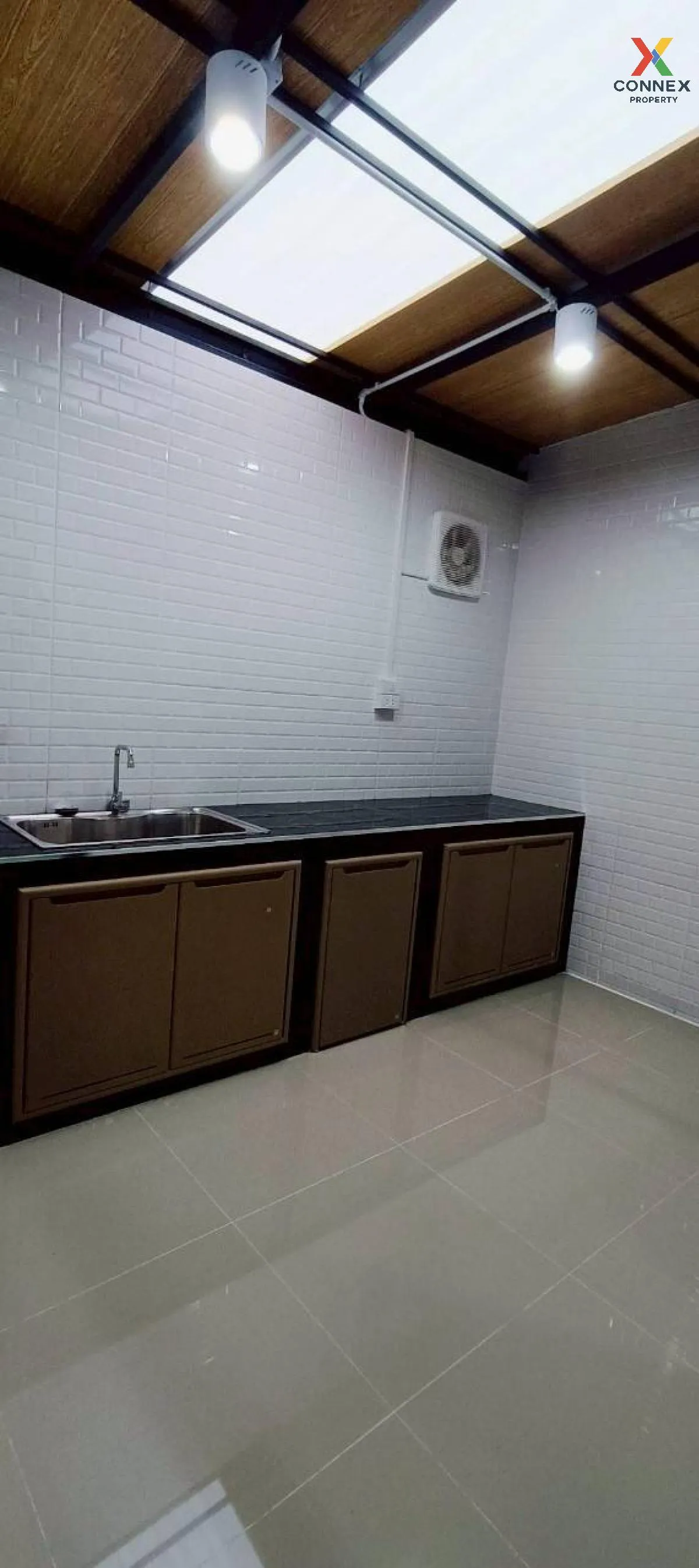 ขายทาวน์เฮ้าส์/ทาวน์โฮม  พงษ์ศิริชัย 2 รีโนเวทใหม่ อ้อมน้อย กระทุ