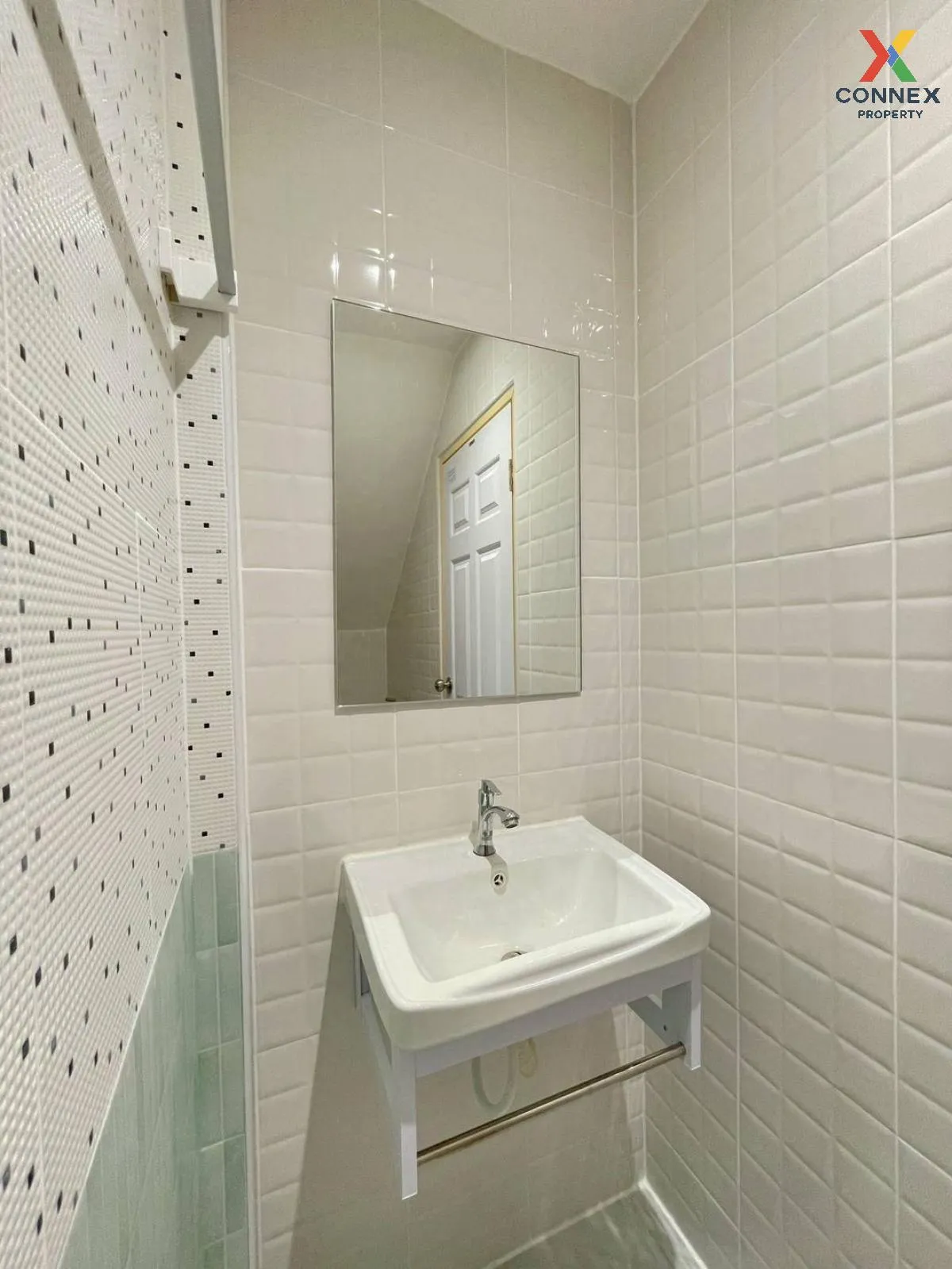 ขายทาวน์เฮ้าส์/ทาวน์โฮม  บ้านนครทอง ปาร์ควิว 3 บางบัวทอง บางบัวทอ