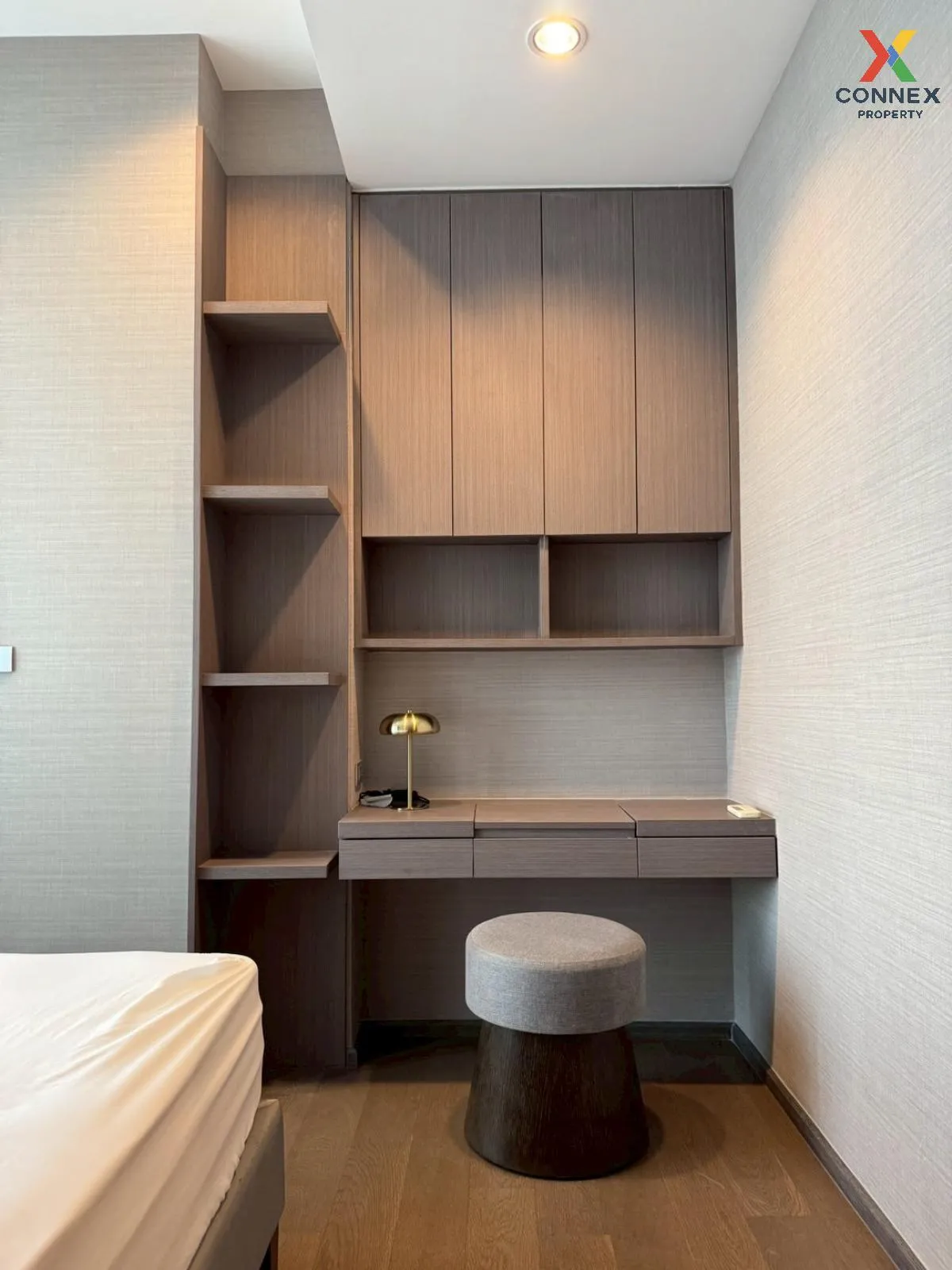 For Rent Condo , The Diplomat Sathorn , BTS-Surasak , Silom , Ban