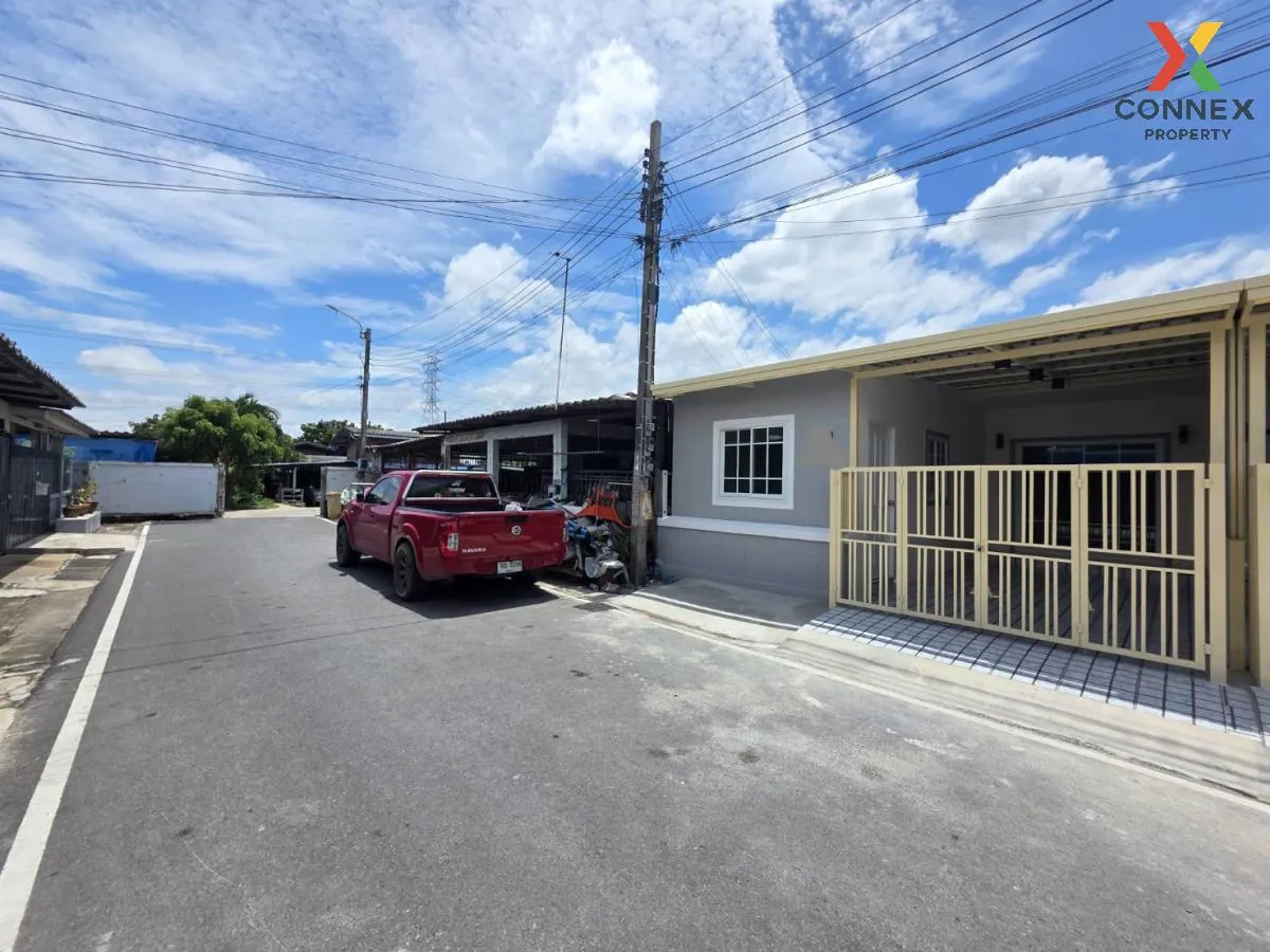 For Sale Townhouse/Townhome  , Baan Arsa House 5 , newly renovate 2