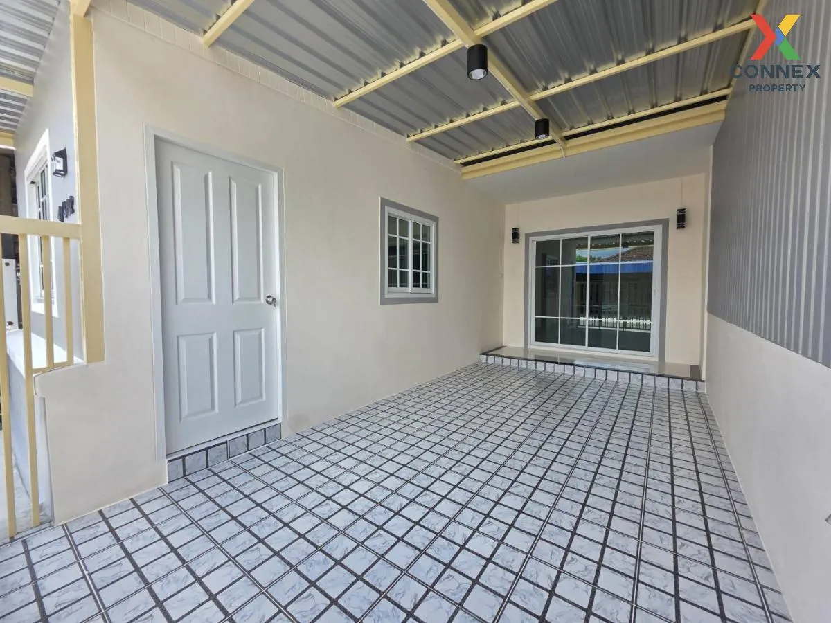 For Sale Townhouse/Townhome  , Baan Arsa House 5 , newly renovate 4