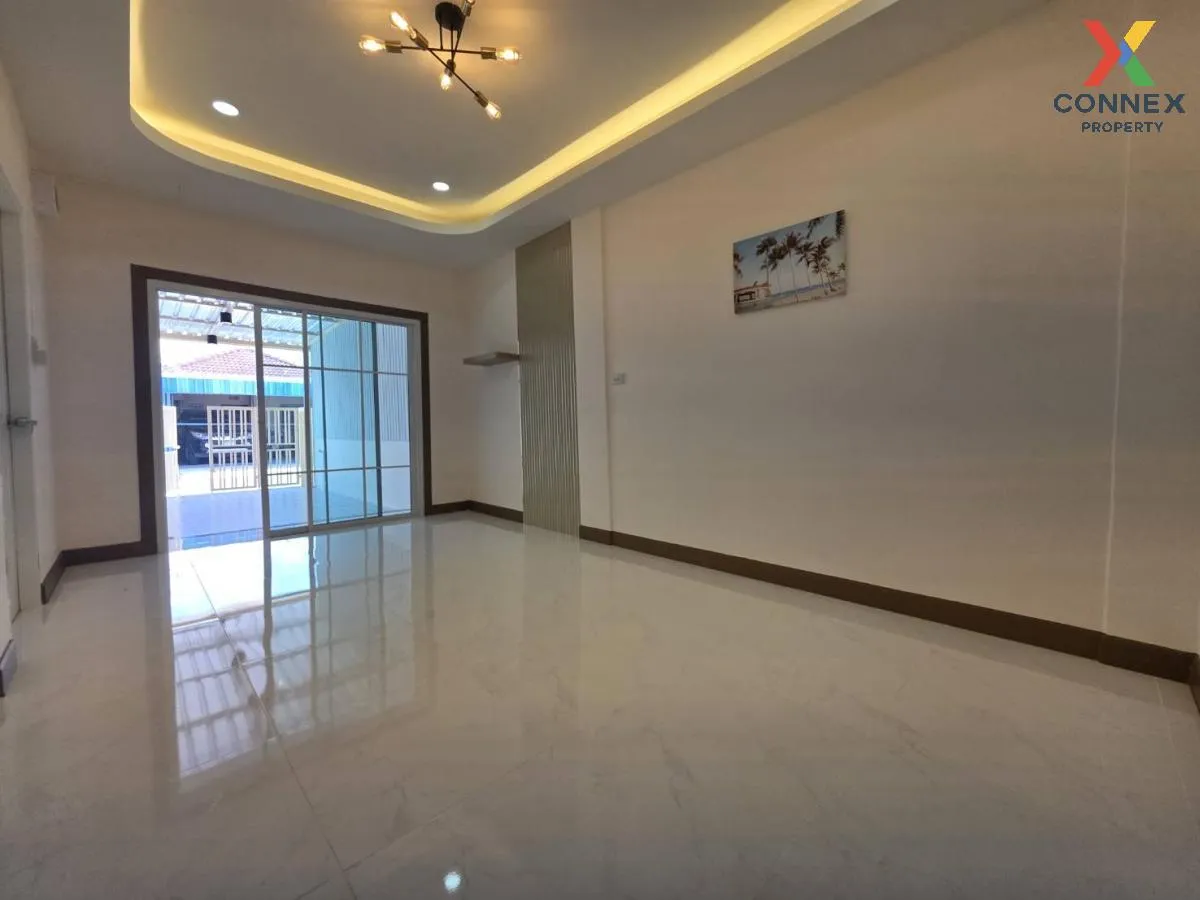 For Sale Townhouse/Townhome  , Baan Arsa House 5 , newly renovate