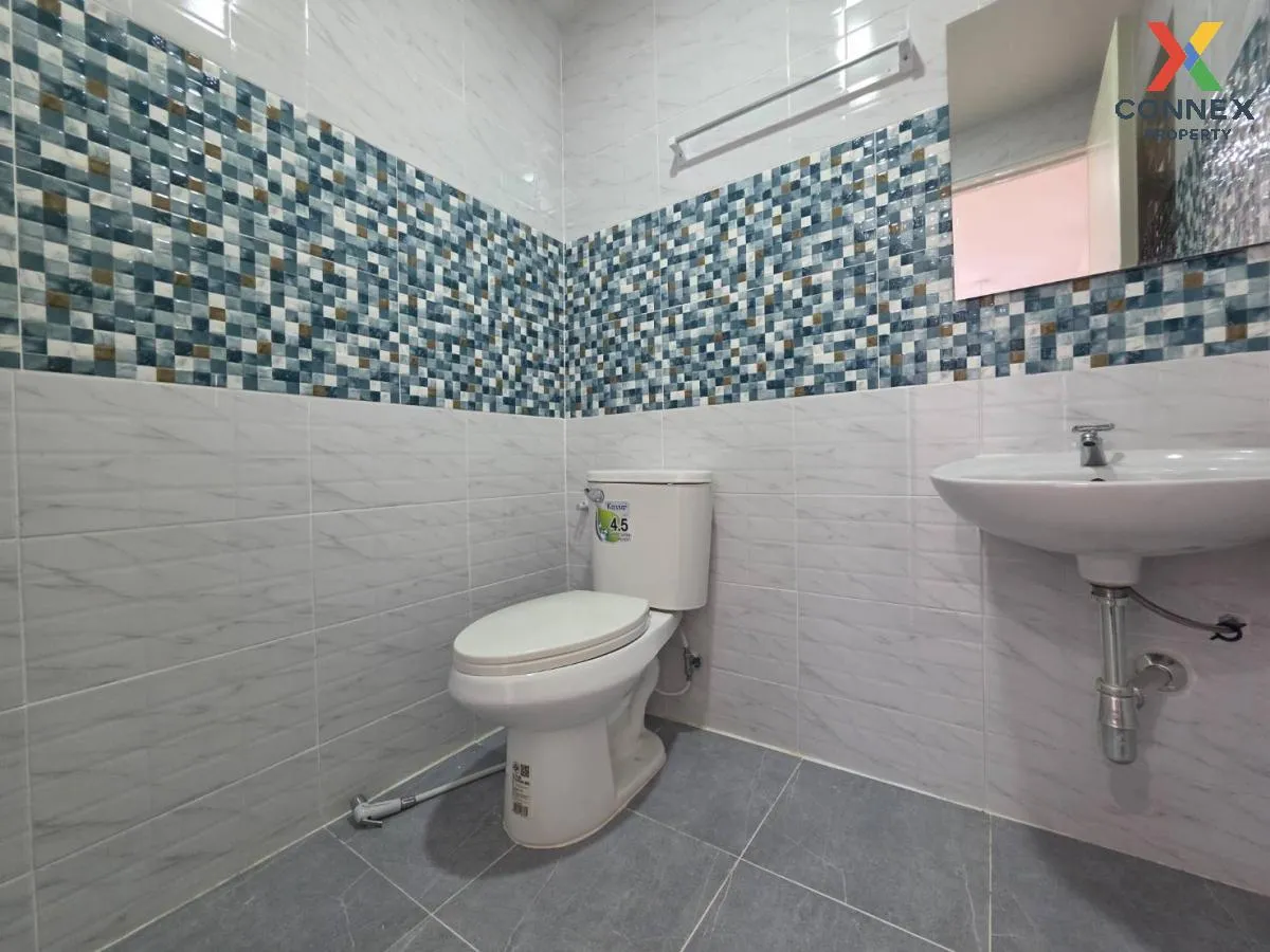 For Sale Townhouse/Townhome  , Baan Arsa House 5 , newly renovate
