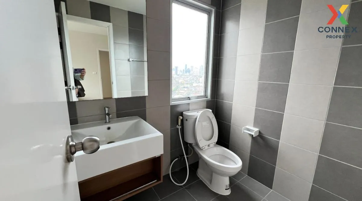 เช่าคอนโด  โมทีฟ คอนโด สาทร – วงเวียนใหญ่ วิวสวย ชั้นสูง ห้องมุม 