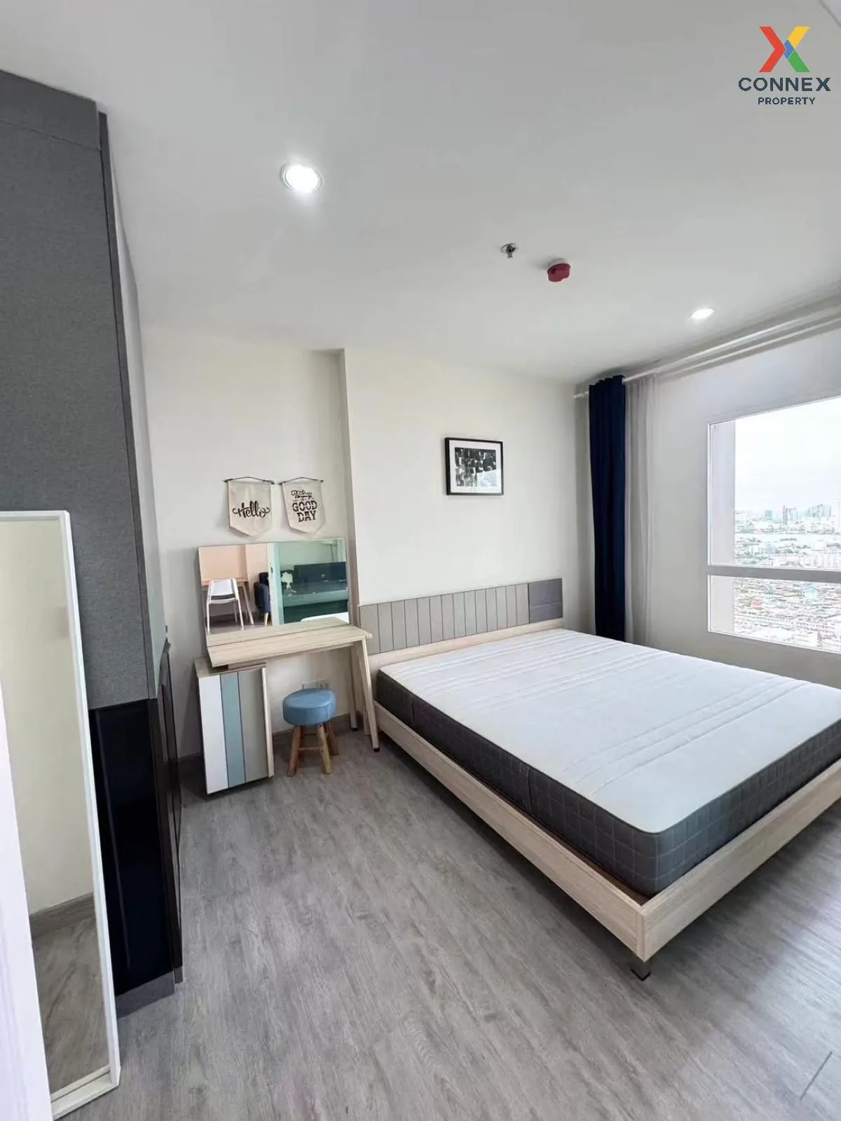 ขายคอนโด  เดอะคีย์ สาทร - เจริญราษฎร์ BTS-สุรศักดิ์ บางโคล่ เขต บ 4