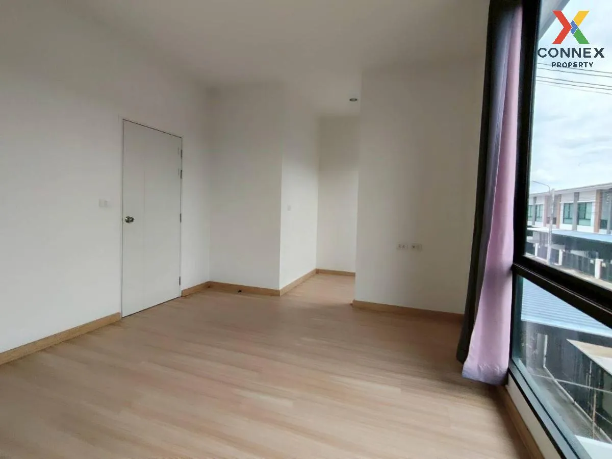 For Sale Townhouse/Townhome  , Unio Town Phetkasem 110 , wide fro For Sale Townhouse/Townhome  , Unio Town Phetkasem 110 , wide fro