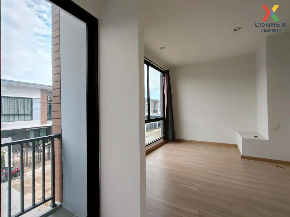 For Sale Townhouse/Townhome  , Unio Town Phetkasem 110 , wide fro For Sale Townhouse/Townhome  , Unio Town Phetkasem 110 , wide fro