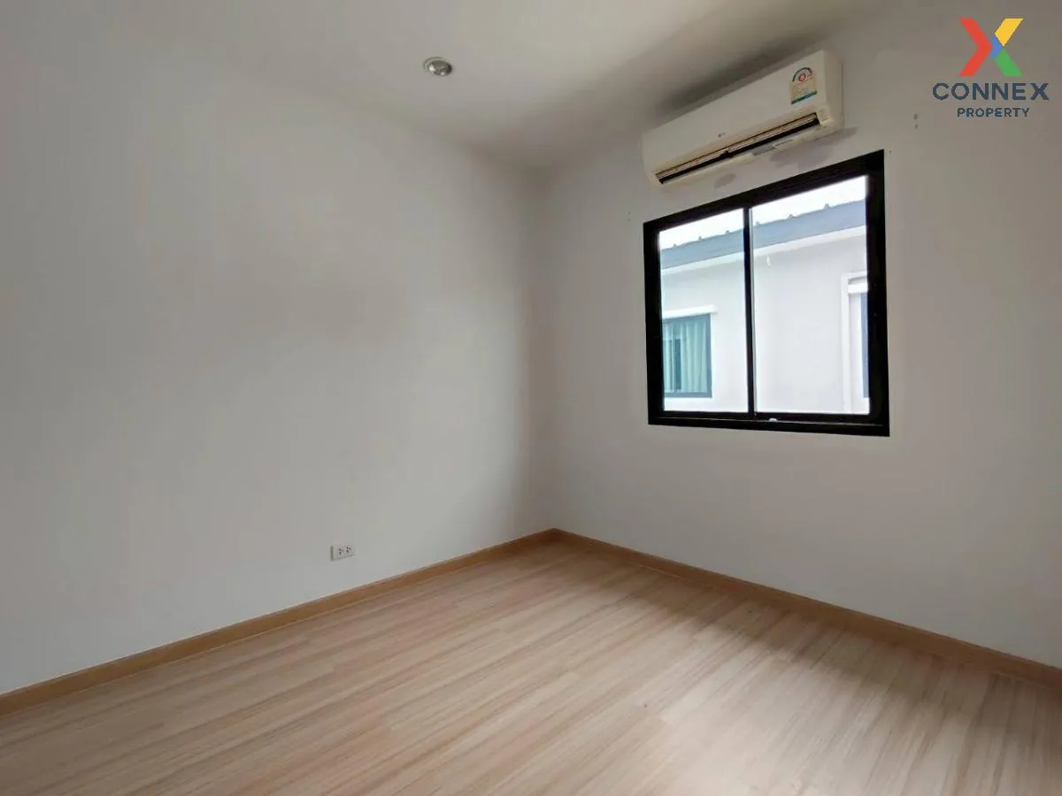 For Sale Townhouse/Townhome  , Unio Town Phetkasem 110 , wide fro For Sale Townhouse/Townhome  , Unio Town Phetkasem 110 , wide fro