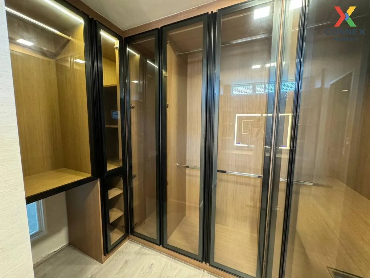 For Rent House , Mantana Bangna-Wongwaen , Dok Mai , Prawet , Ban