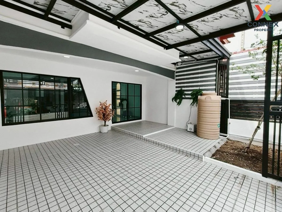 For Sale Townhouse/Townhome  , K.C. Ramindra 2 , newly renovated  3