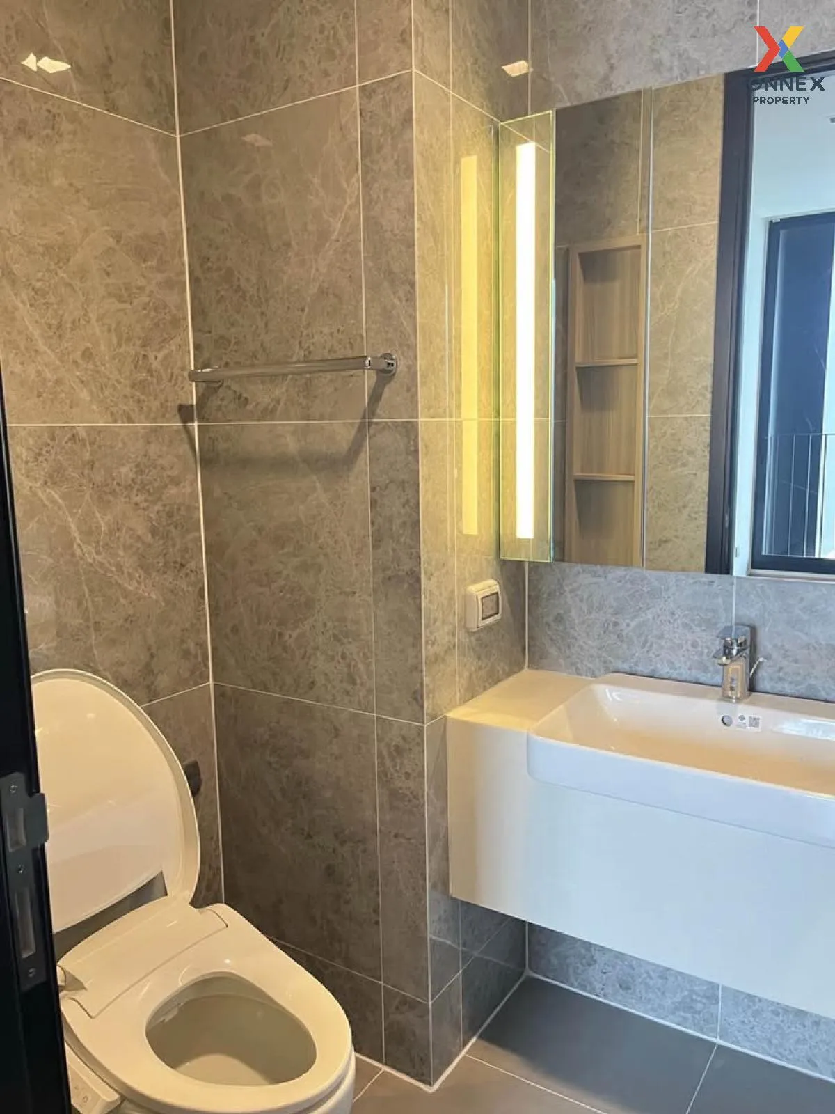 ขายคอนโด  โนเบิล อราวน์ อารีย์ BTS-อารีย์ สามเสนใน เขต พญาไท กรุง