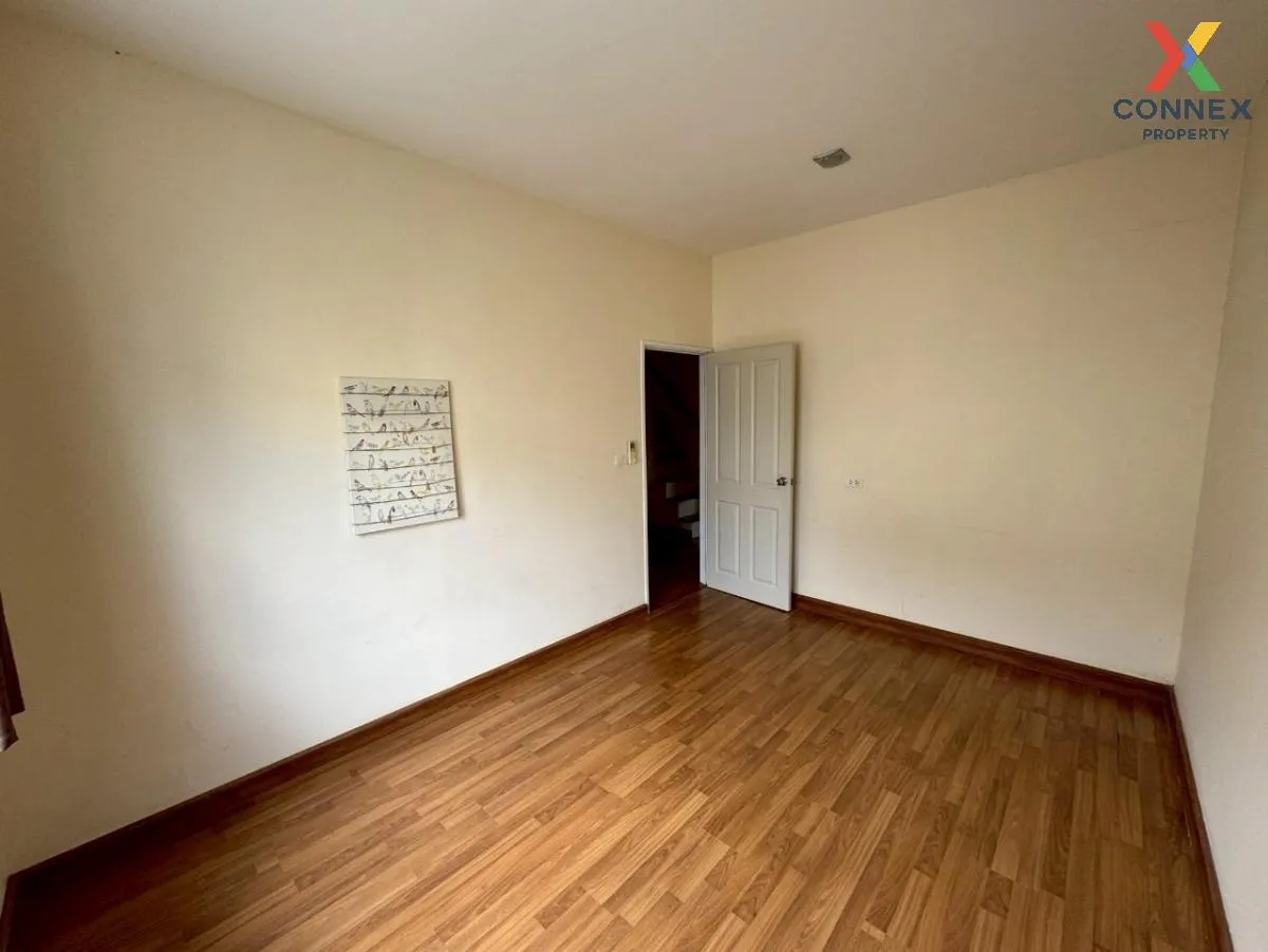 For Sale Townhouse/Townhome  , Golden Town Watcharapol-Sukhapiban