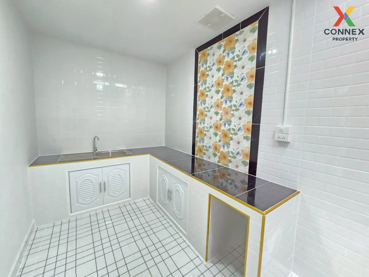 ขายทาวน์เฮ้าส์/ทาวน์โฮม  นริศรา คลอง 11 บึงน้ำรักษ์ ธัญบุรี ปทุมธ