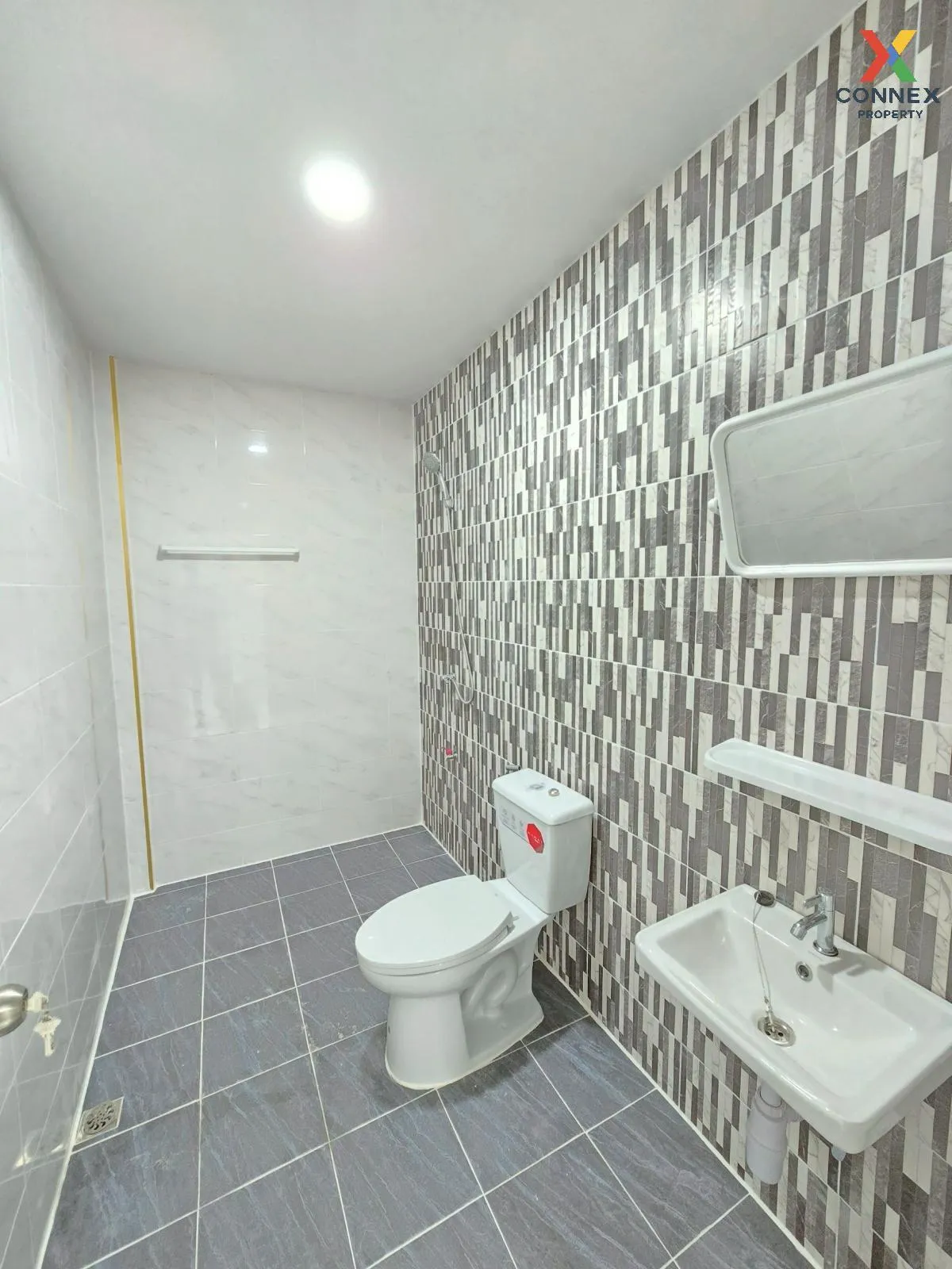 ขายทาวน์เฮ้าส์/ทาวน์โฮม  นริศรา คลอง 11 บึงน้ำรักษ์ ธัญบุรี ปทุมธ