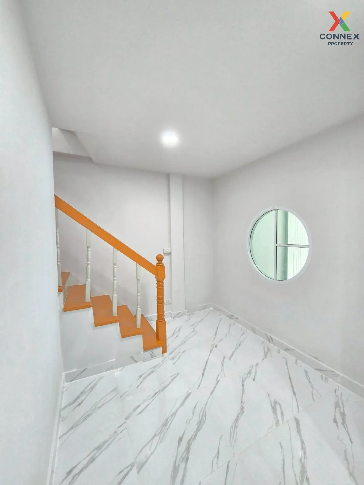 ขายทาวน์เฮ้าส์/ทาวน์โฮม  นริศรา คลอง 11 บึงน้ำรักษ์ ธัญบุรี ปทุมธ