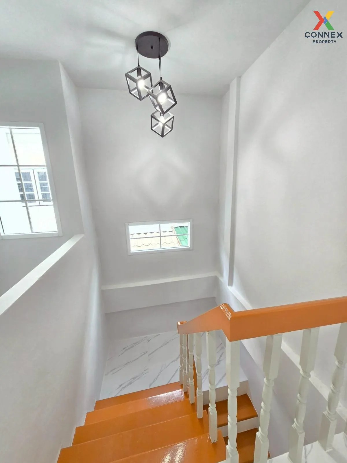 ขายทาวน์เฮ้าส์/ทาวน์โฮม  นริศรา คลอง 11 บึงน้ำรักษ์ ธัญบุรี ปทุมธ