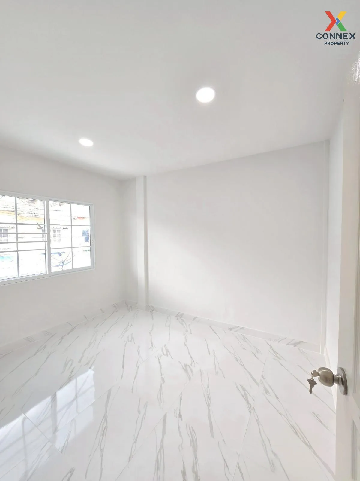 ขายทาวน์เฮ้าส์/ทาวน์โฮม  นริศรา คลอง 11 บึงน้ำรักษ์ ธัญบุรี ปทุมธ